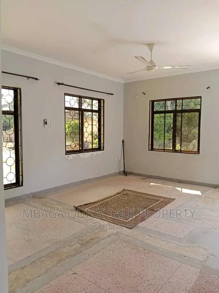 3bdrm Apartment in Mbezi Beach for rent