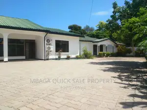 4bdrm Bungalow in Masaki Peninsula for rent