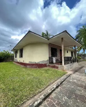 3bdrm House in Kigamboni for sale