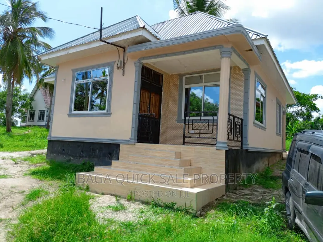 3bdrm House in Mbande, Mbangala for sale