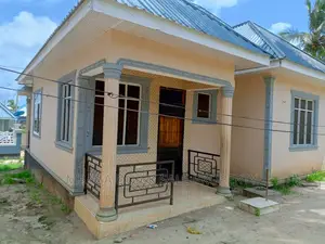 3bdrm House in Mbande, Mbangala for sale