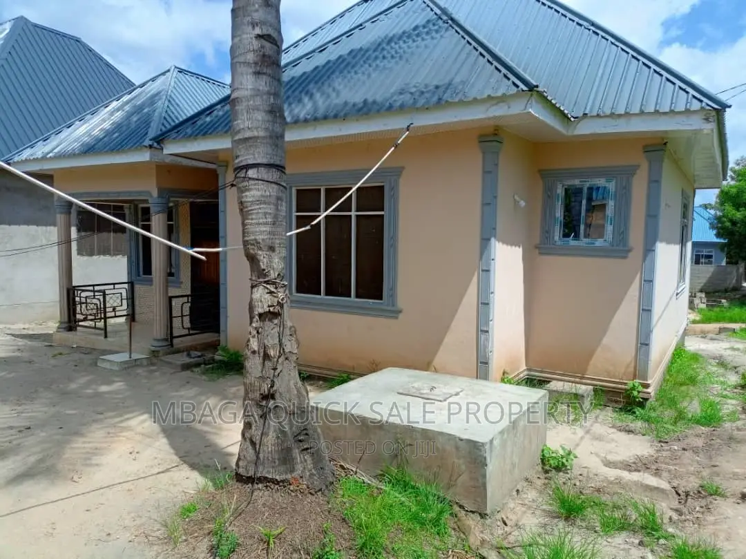 3bdrm House in Mbande, Mbangala for sale