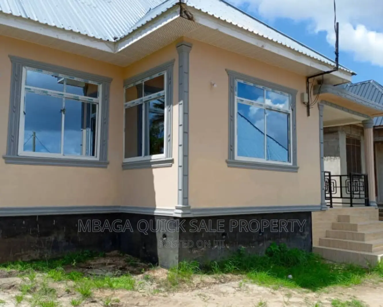 3bdrm House in Mbande, Mbangala for sale
