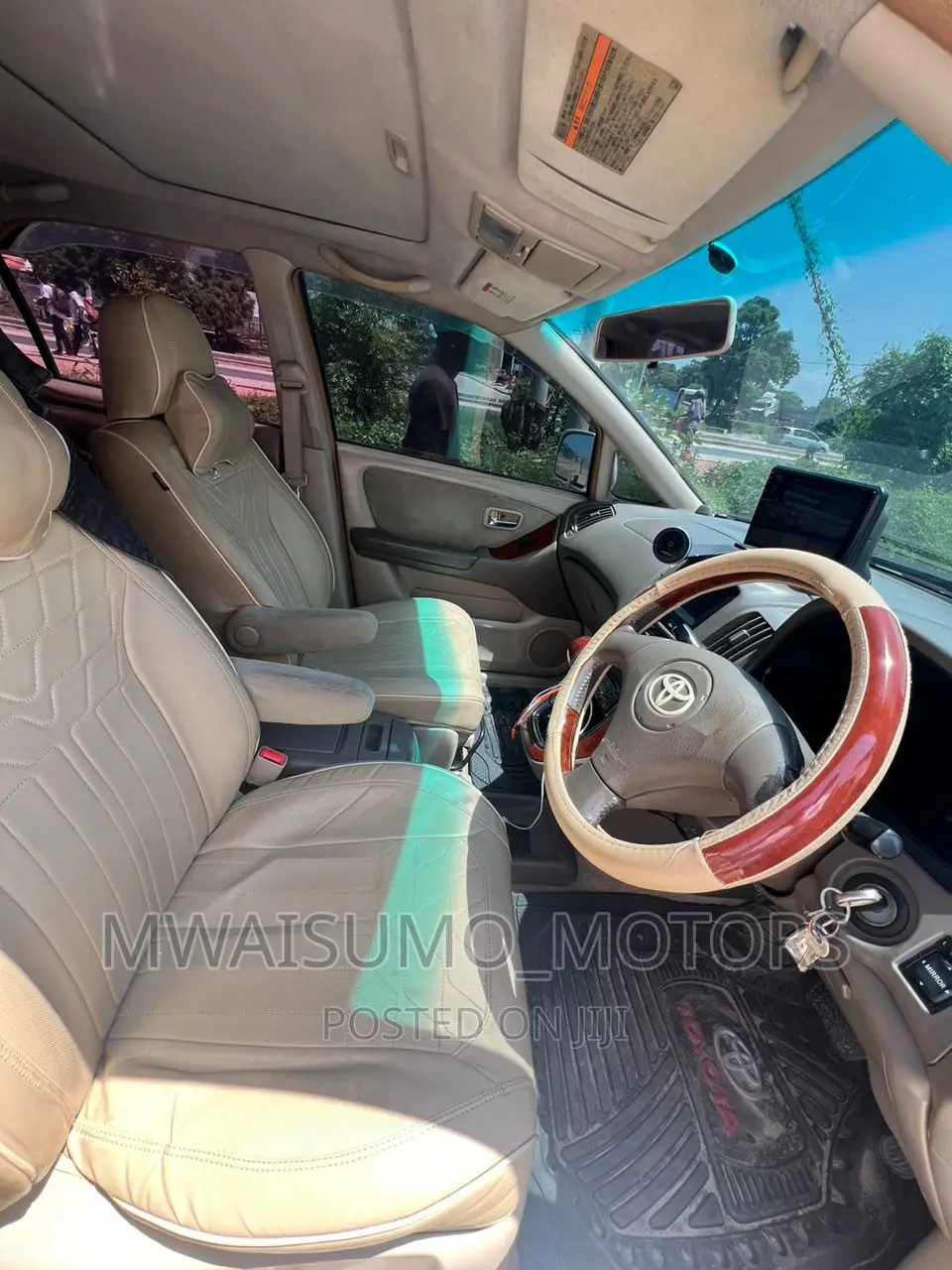Toyota Harrier 2001 White