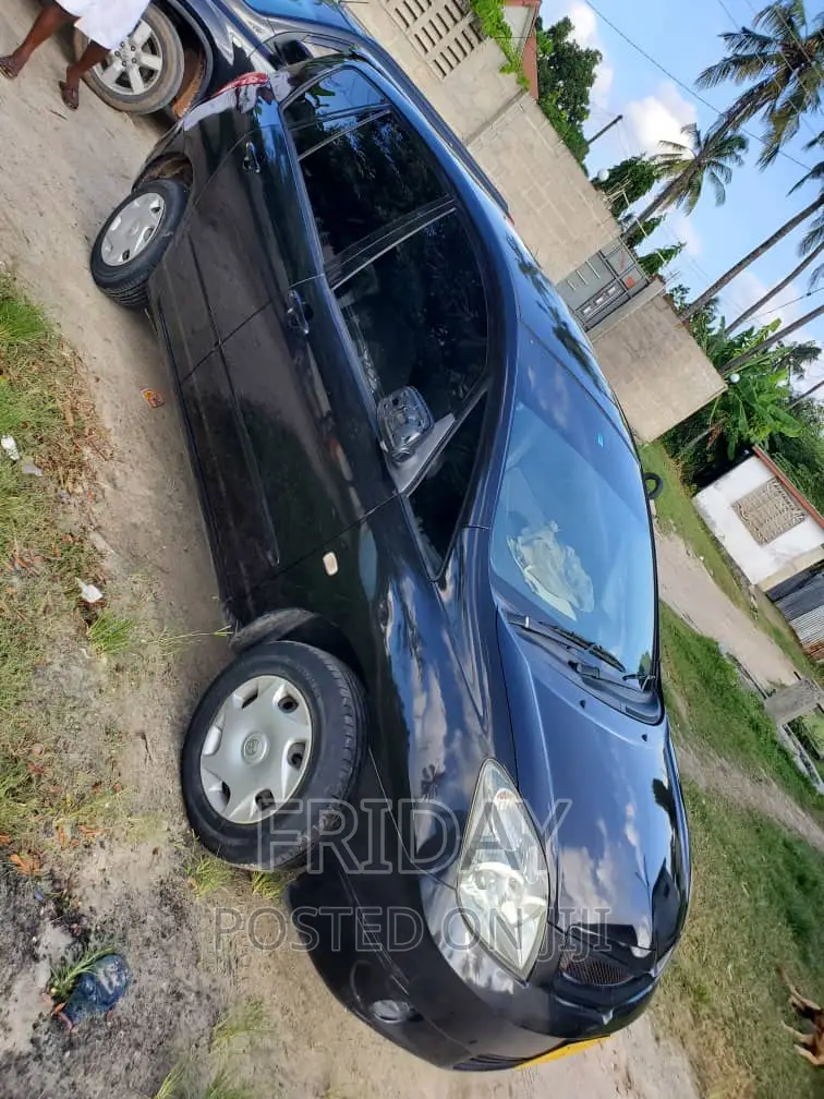 Toyota Corolla Spacio 1.5 V 2003 Black