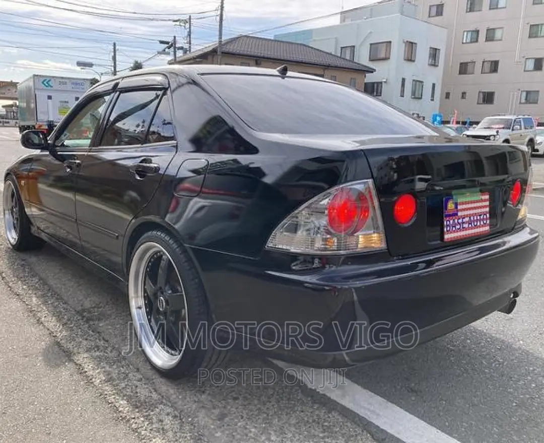Toyota Altezza 1999 Black