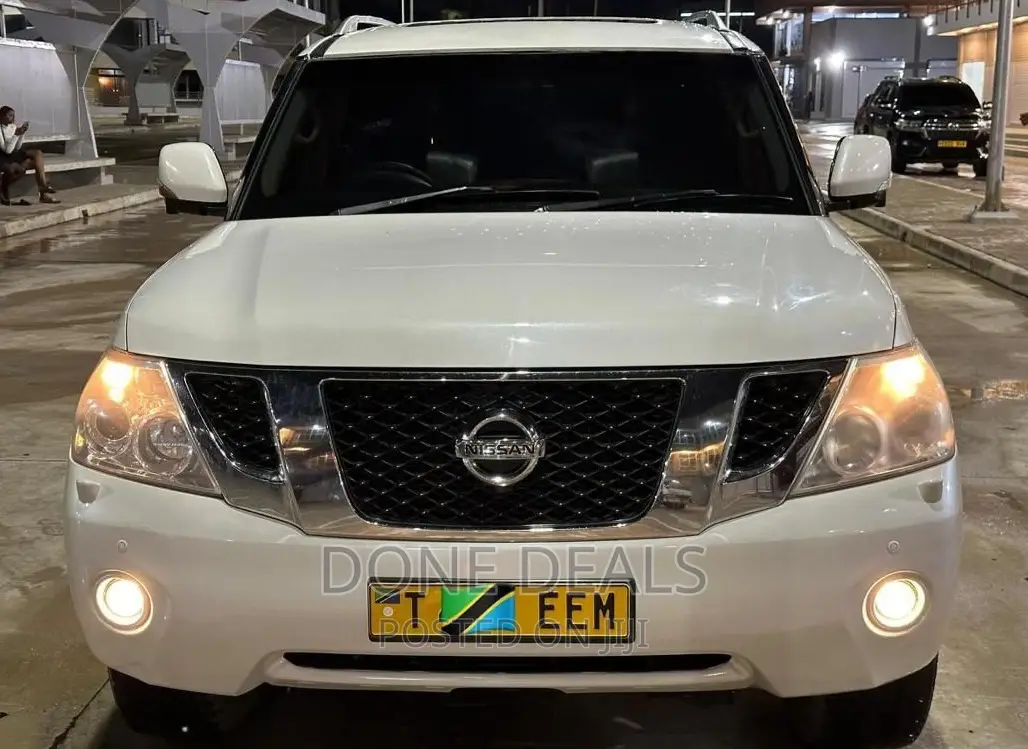 Nissan Patrol 2014 White