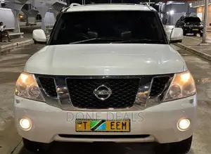 Nissan Patrol 2014 White