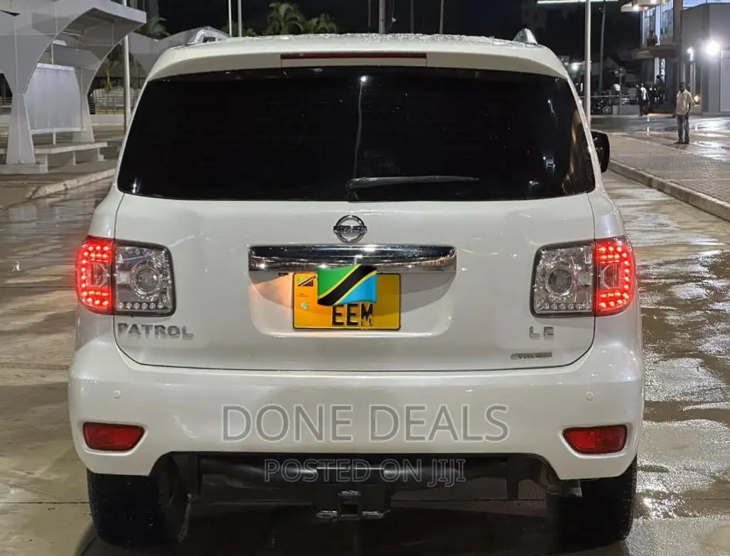 Nissan Patrol 2014 White