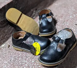 Girs School Shoes Black