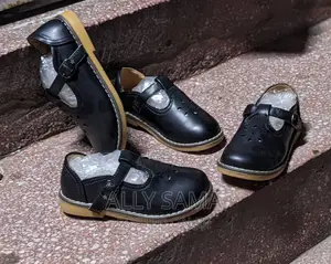 Girls School Shoes Black