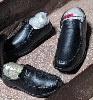 Boys School Shoes Black Full