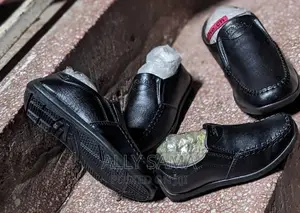 Boys School Shoes Black Full