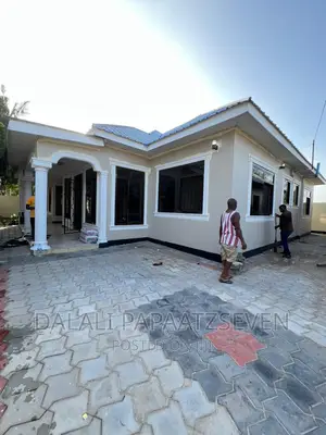 4bdrm House in Dalalipapaatzseven, Kinondoni for rent