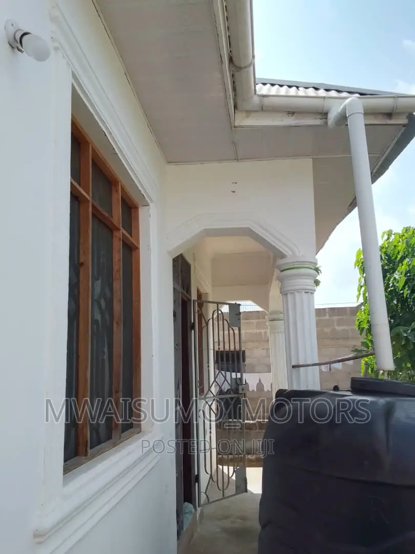 3bdrm House in Mbezi Nakabe, Kinondoni for sale