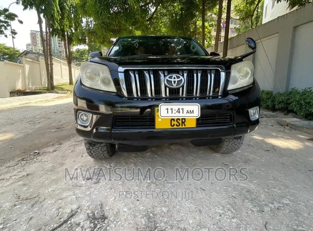 Toyota Land Cruiser Prado 2013 Black