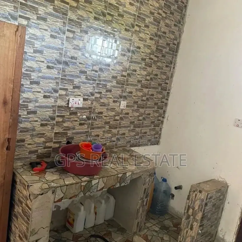 4bdrm House in Kigamboni Mwembe for sale