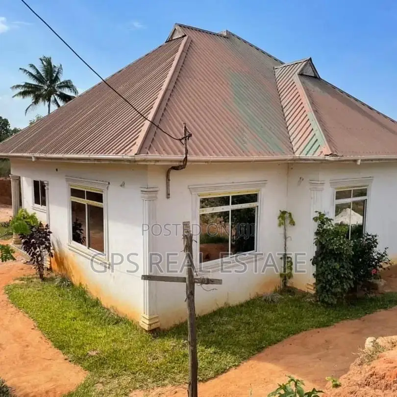 4bdrm House in Kigamboni Mwembe for sale