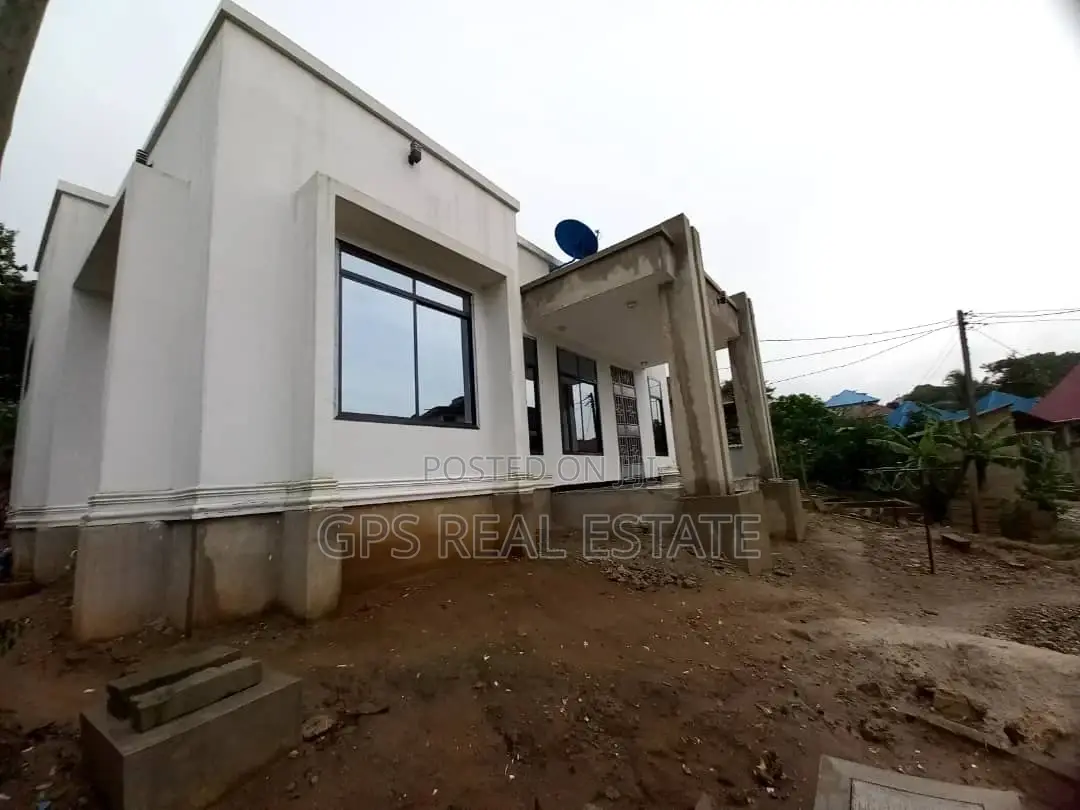 3bdrm House in Mbezi Mwisho Kifuru, Kinondoni for sale