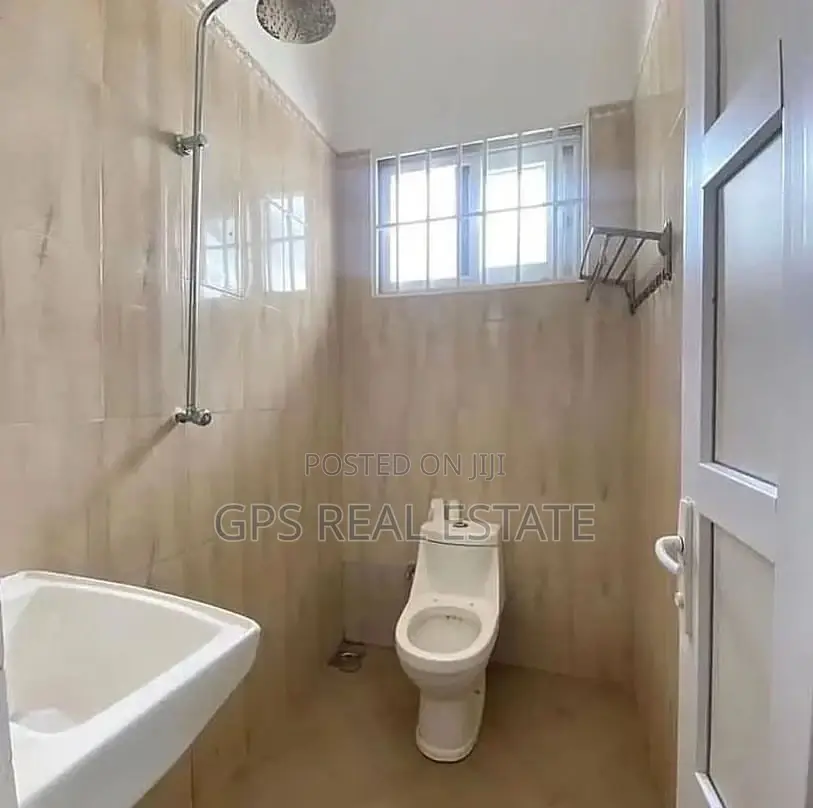 3bdrm House in Mbweni, Kinondoni for sale