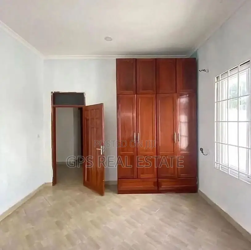 3bdrm House in Mbweni, Kinondoni for sale