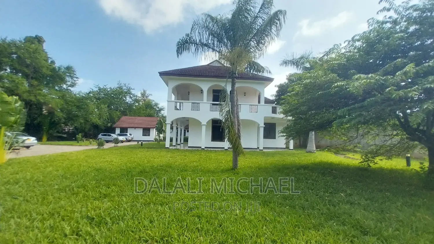 4bdrm Mansion in Bahari Beach for rent
