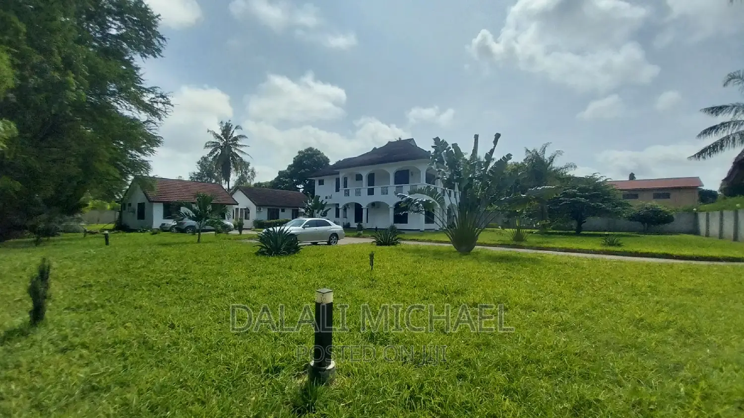 4bdrm Mansion in Bahari Beach for rent