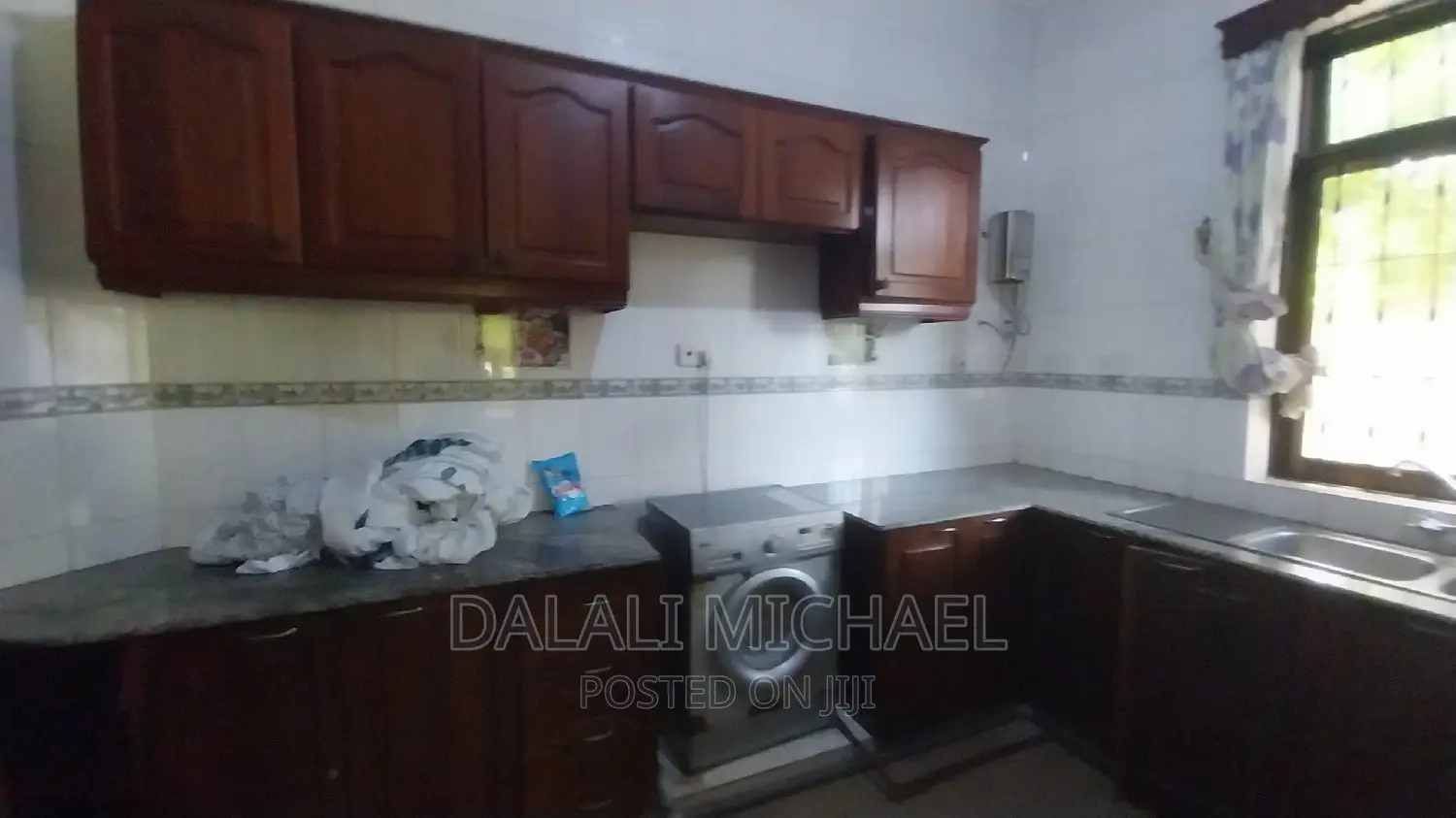 4bdrm Mansion in Bahari Beach for rent