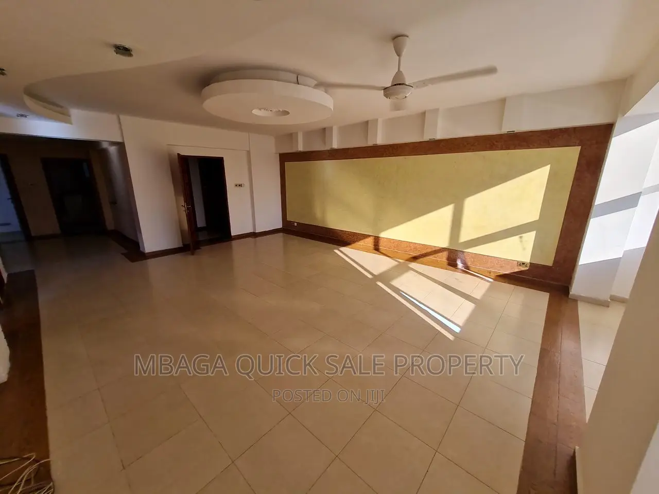 3bdrm Apartment in Upanga for sale
