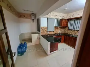 3bdrm Apartment in Upanga for sale