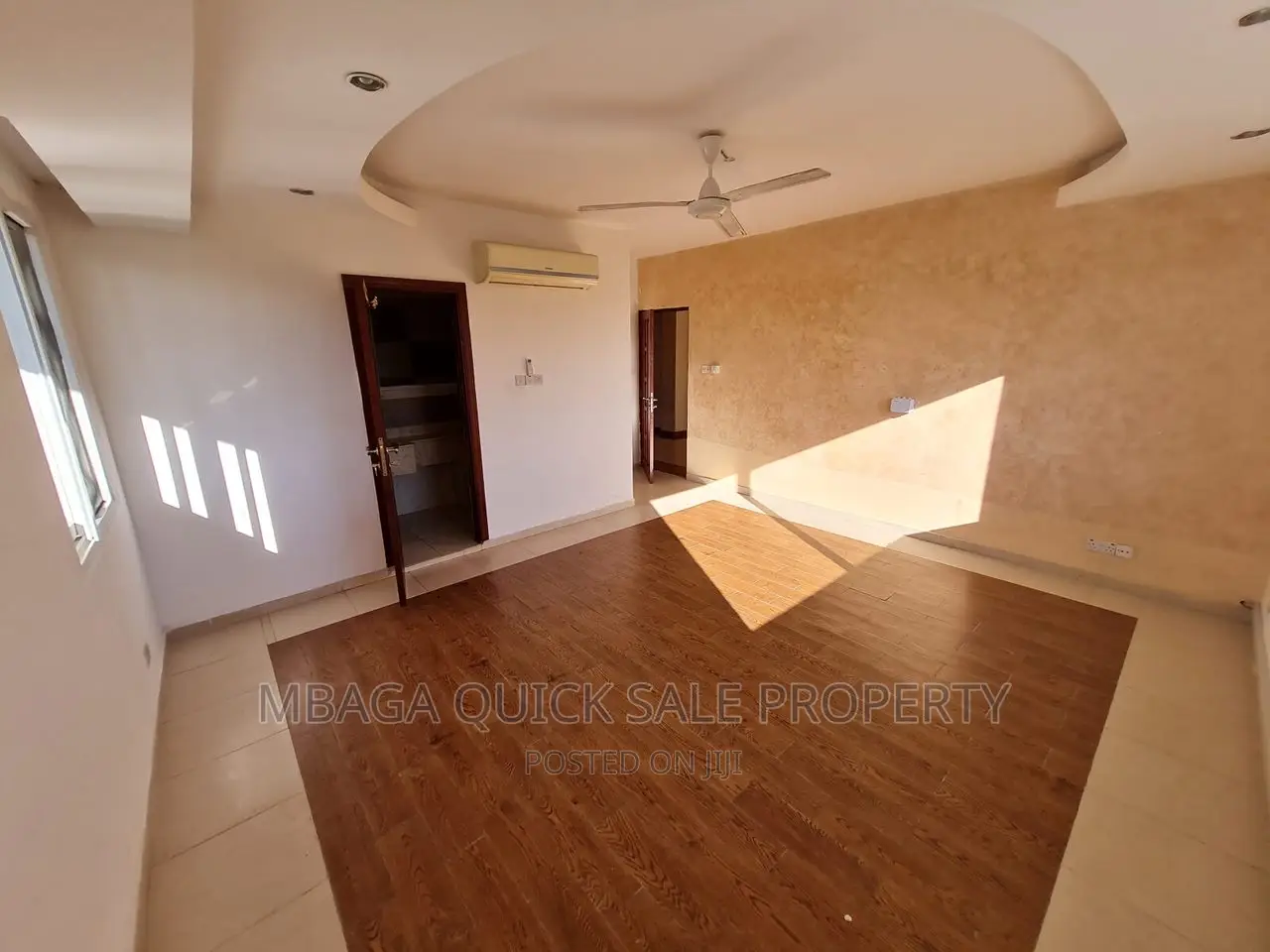 3bdrm Apartment in Upanga for sale