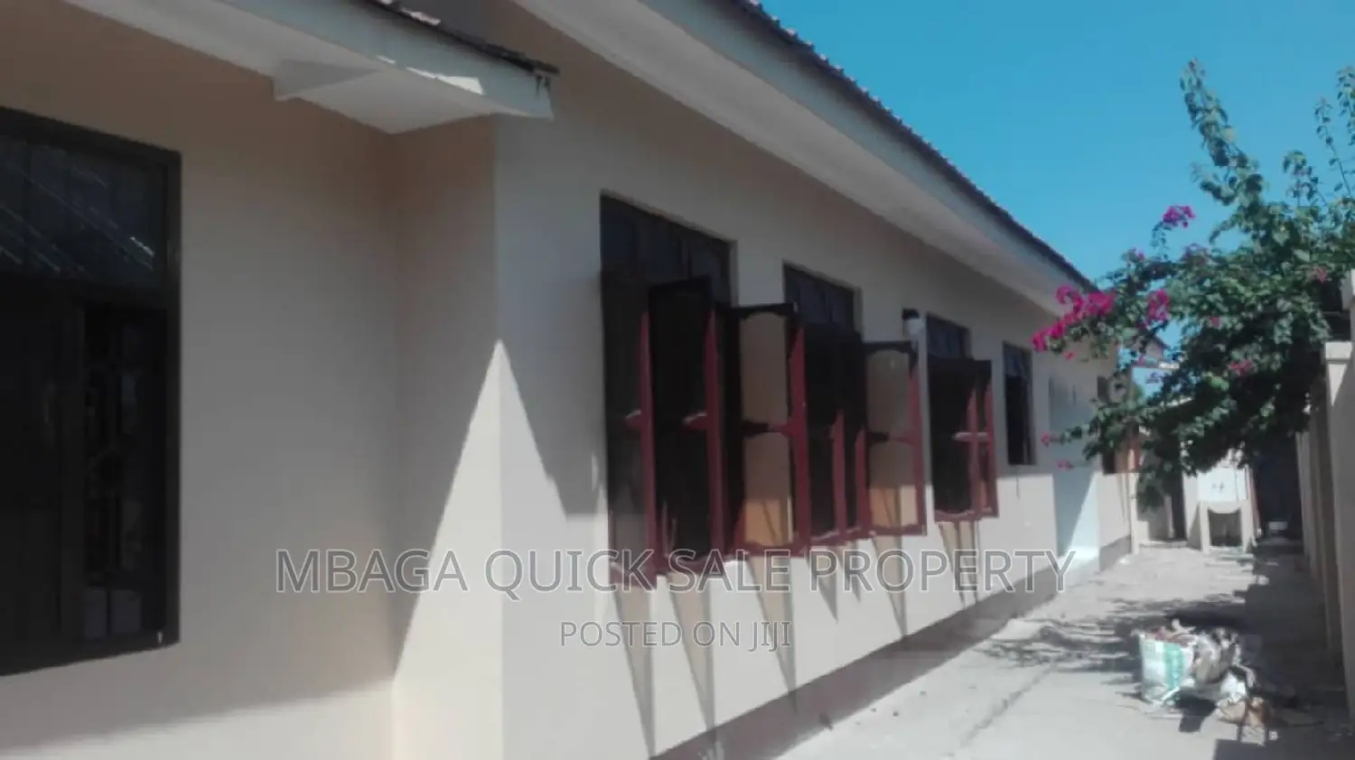 3bdrm House in Sinza Madukani for sale