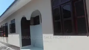 3bdrm House in Sinza Madukani for sale