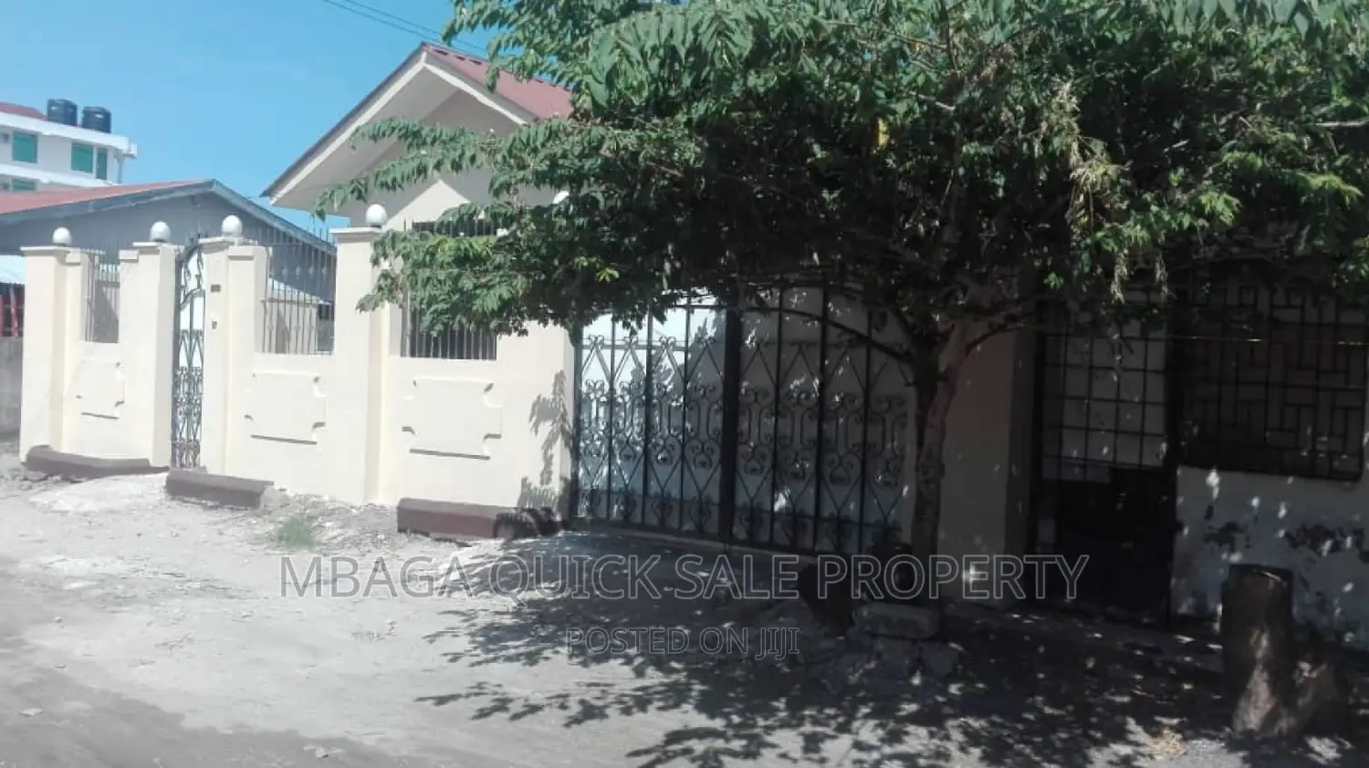 3bdrm House in Sinza Madukani for sale