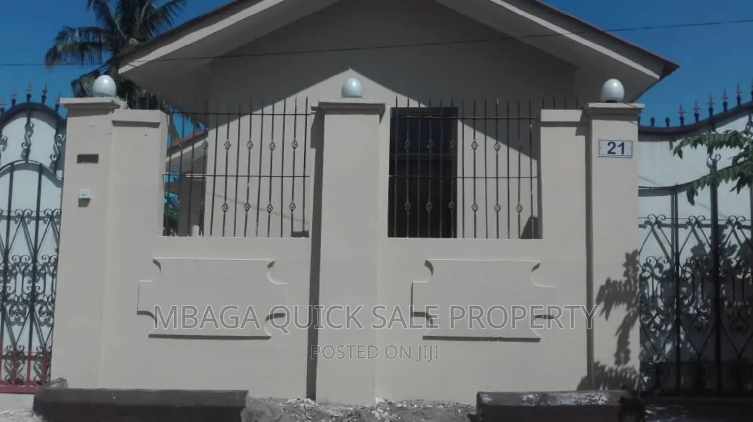 3bdrm House in Sinza Madukani for sale
