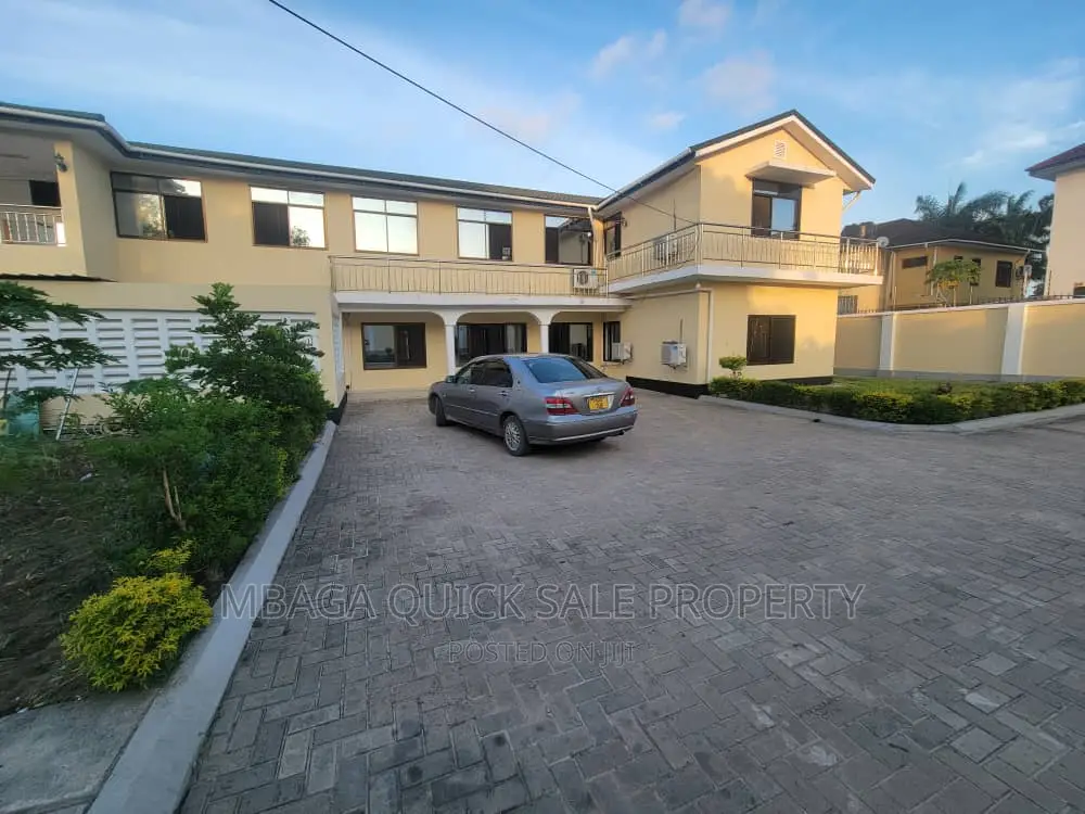 Furnished 8bdrm House in Mbezi Beach for rent