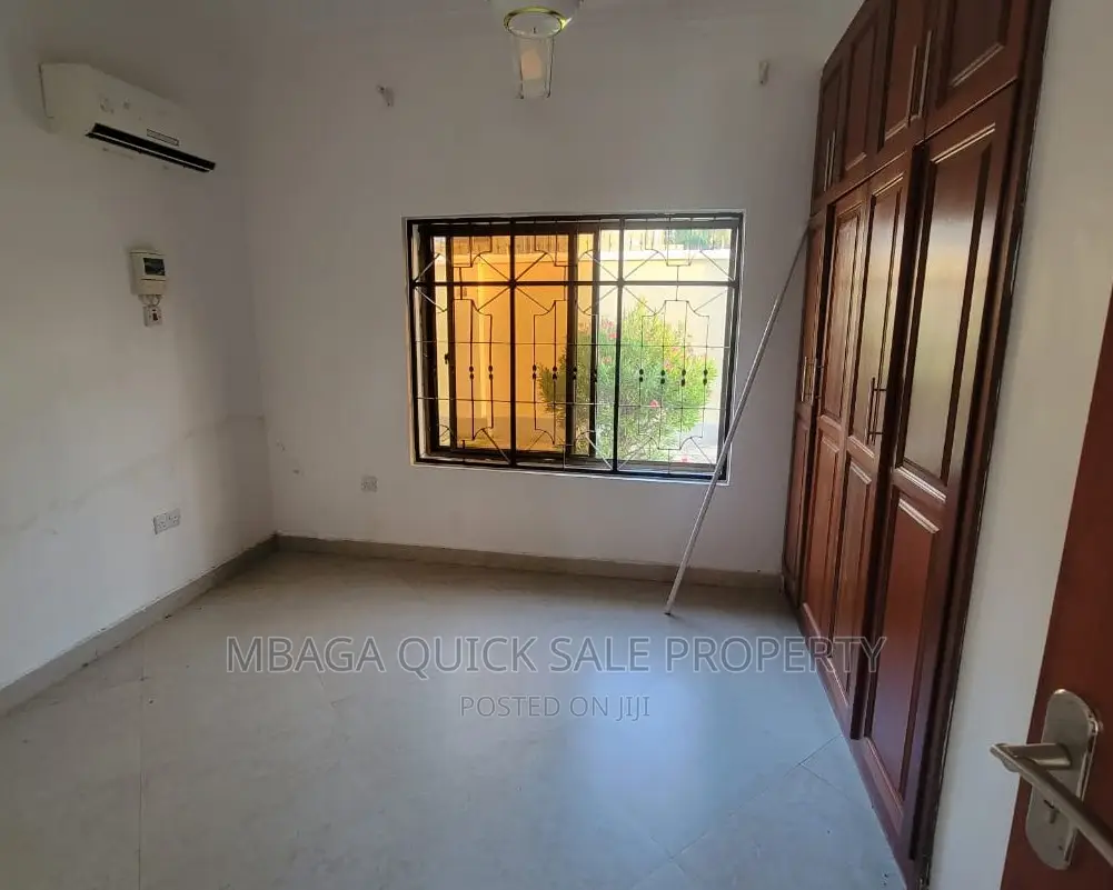 Furnished 8bdrm House in Mbezi Beach for rent