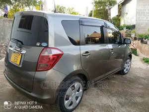 Toyota Ractis 2009 Gray