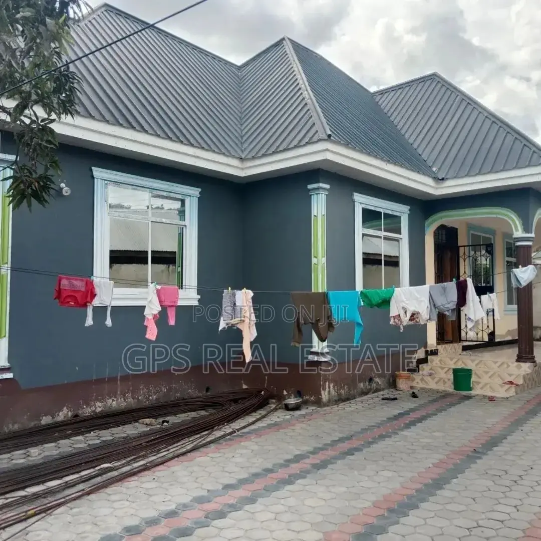 3bdrm House in Mbezi Malamba Mawili, Kinondoni for sale