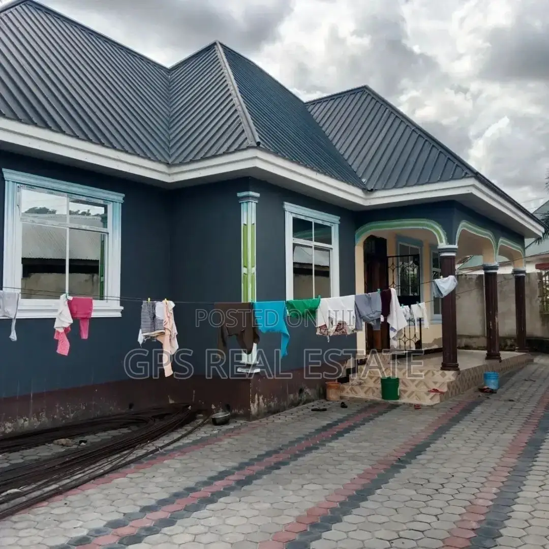 3bdrm House in Mbezi Malamba Mawili, Kinondoni for sale