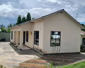 5bdrm House in Kibamba for sale