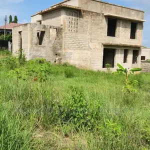 6bdrm Bungalow in Goba for sale