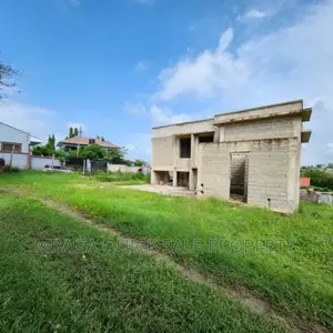 6bdrm Bungalow in Goba for sale