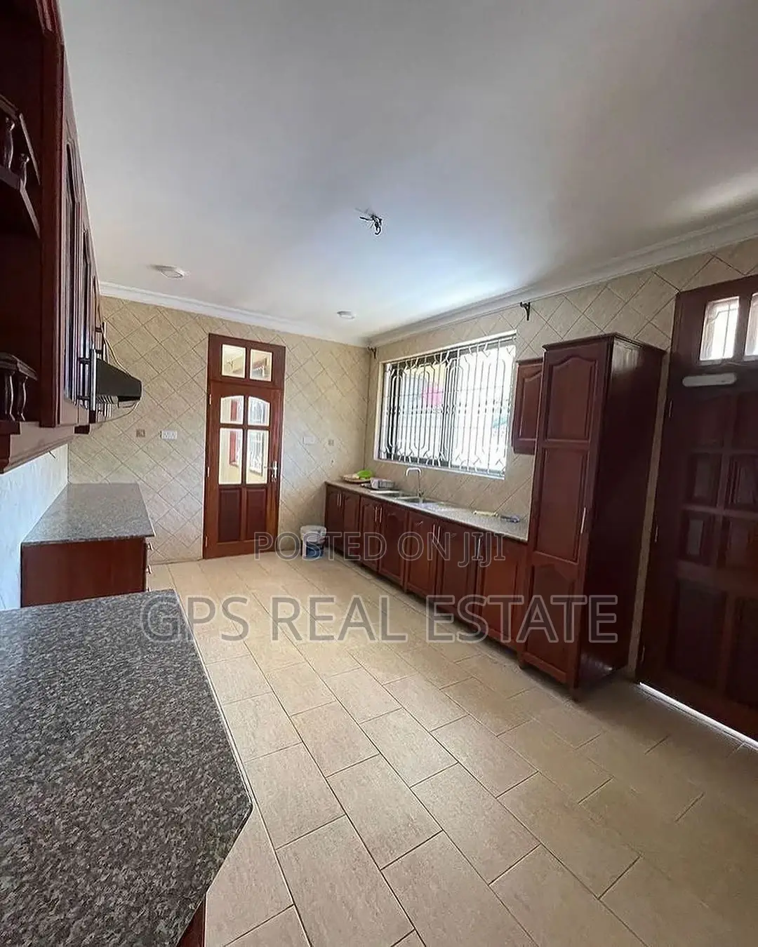 4bdrm House in Tegeta Block G, Kinondoni for sale