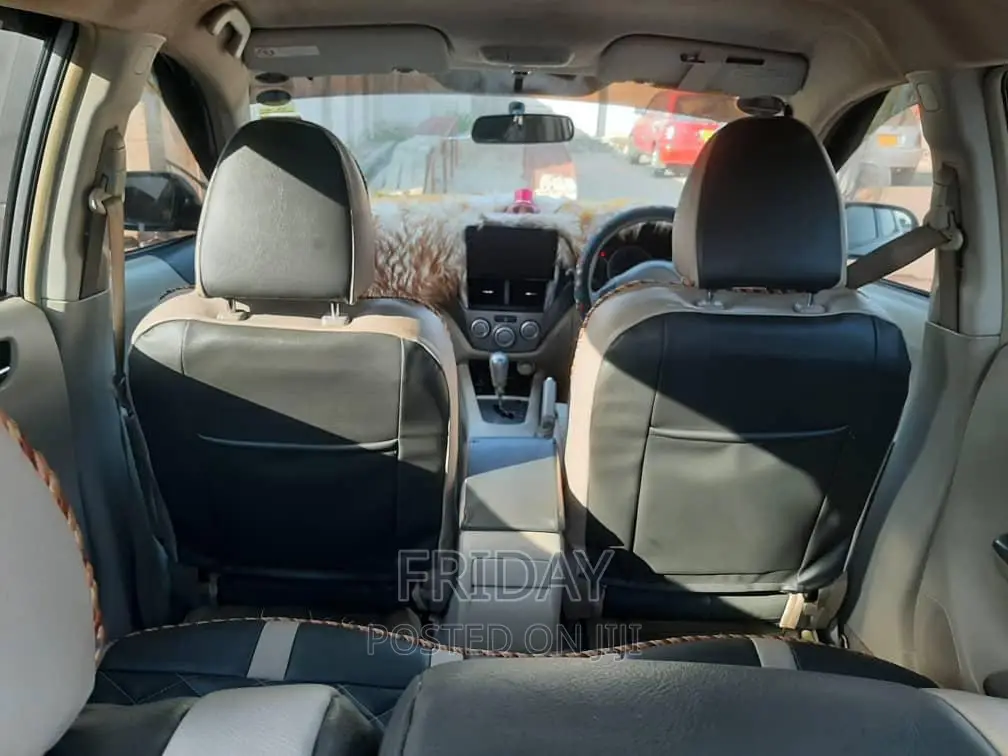 Toyota Allex 2003 Silver