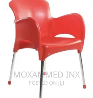 Cello Xylo Plastic Chair