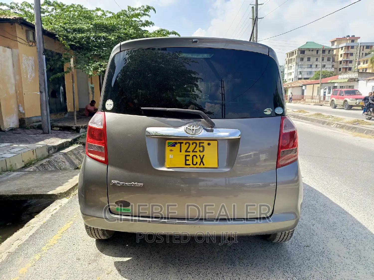 Toyota Ractis 1.3 FWD 2005 Gray