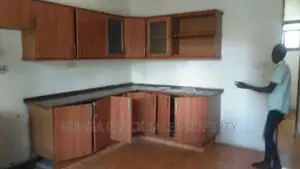 6bdrm Apartment in Mikocheni for rent