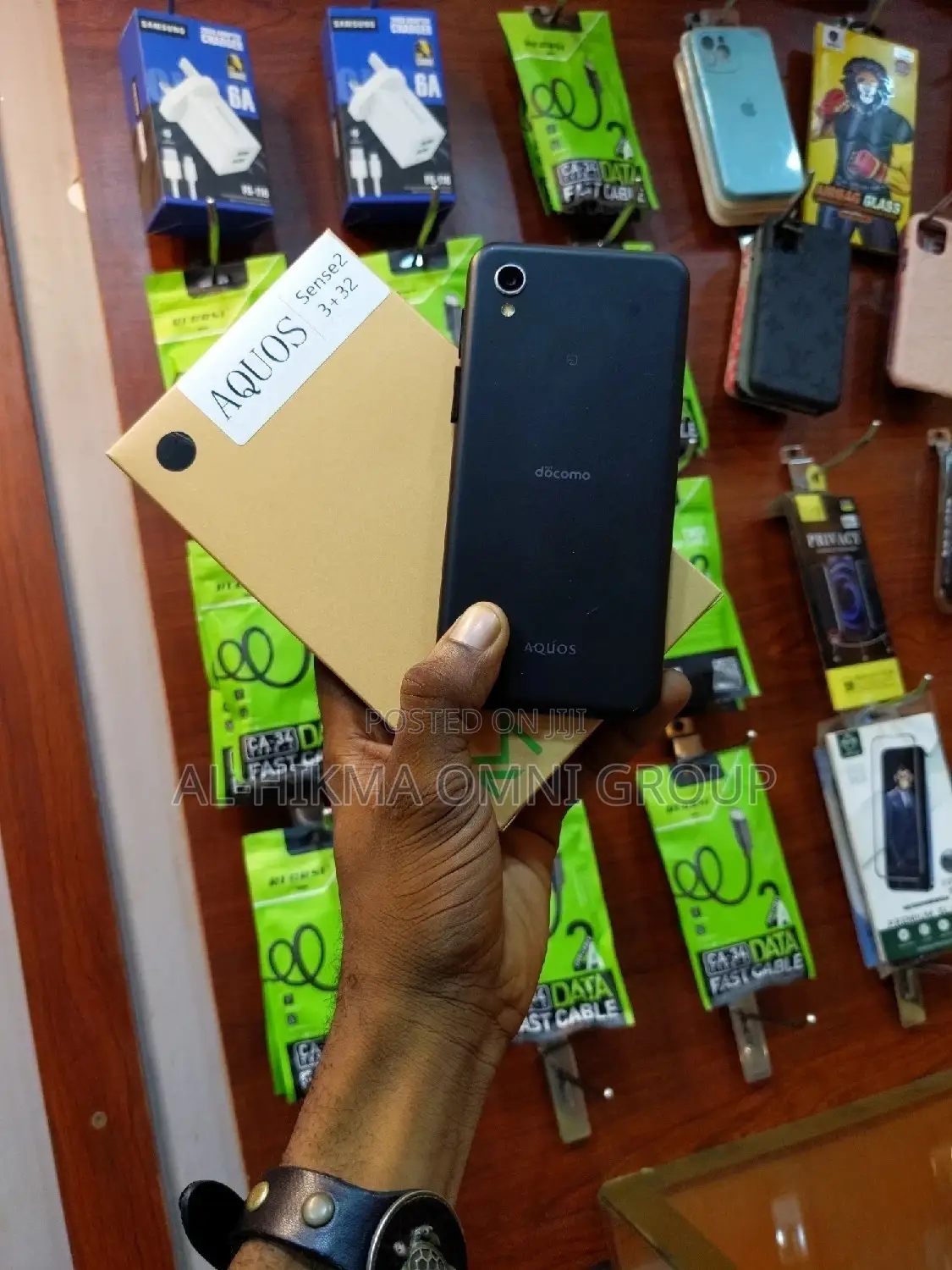 Sharp Aquos Sense 2 SHV43 32 GB Black