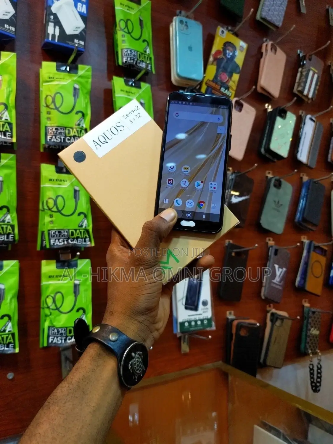 Sharp Aquos Sense 2 SHV43 32 GB Black
